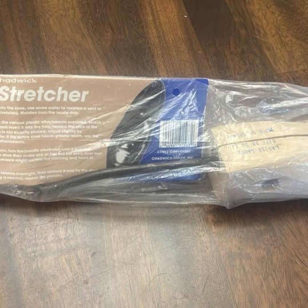 Chadwick Shoe Stretcher